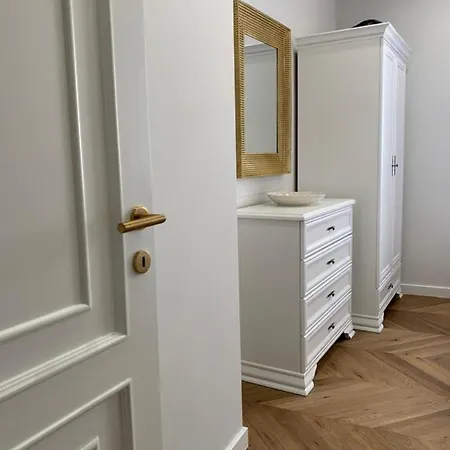 Apartment Palace M *