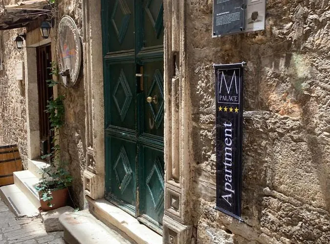 Apartment Palace M Sibenik